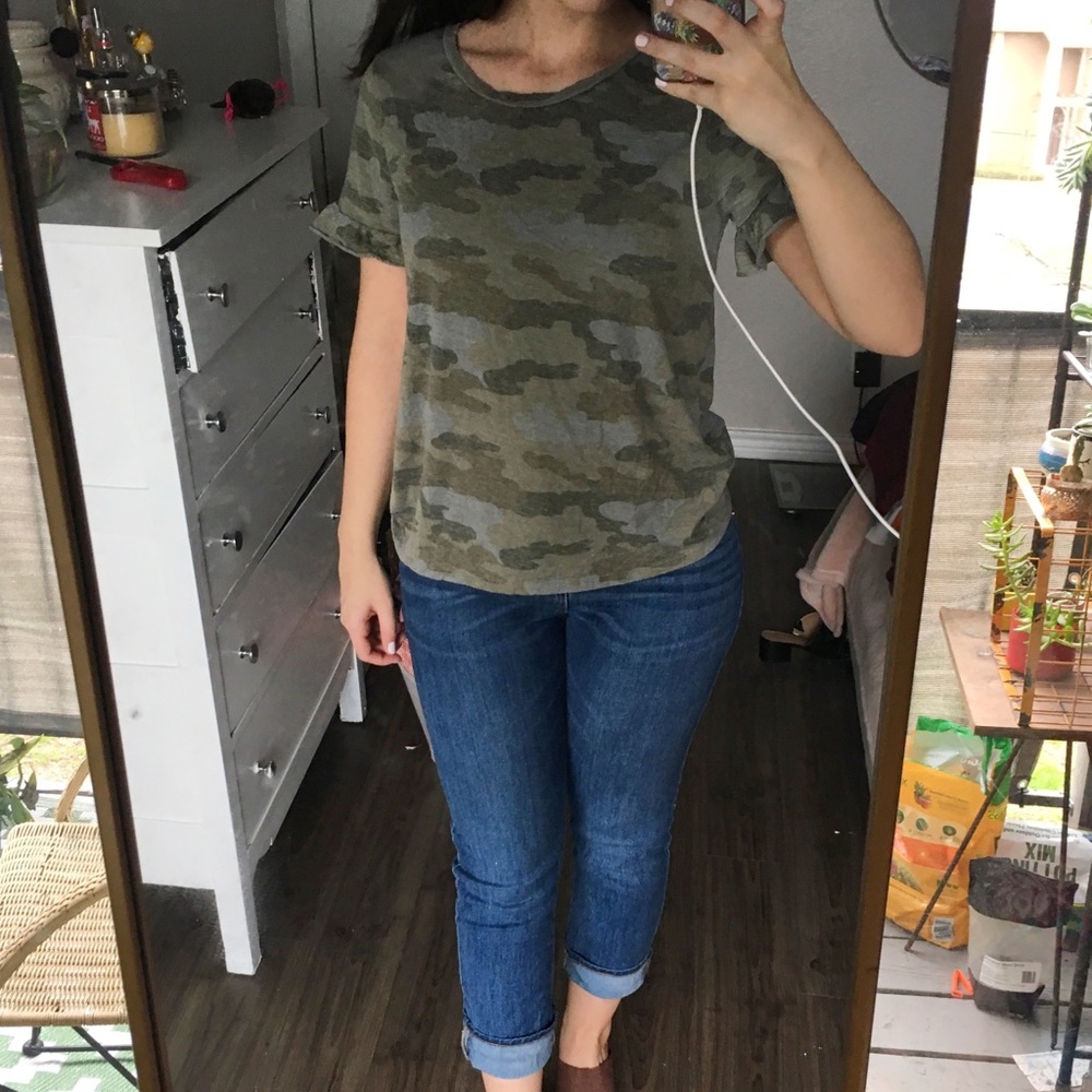 Camo American Eagle top